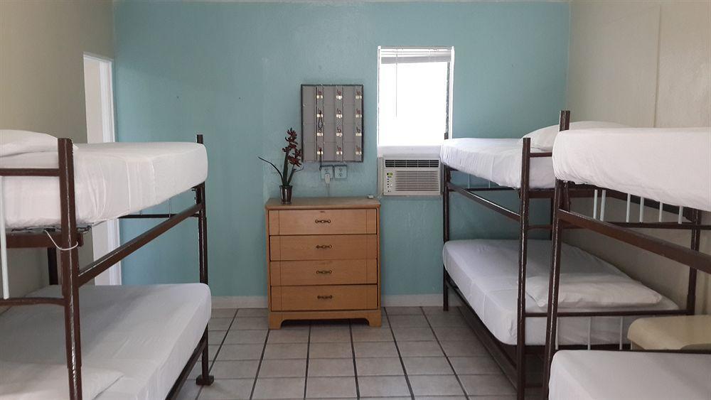 Seashell Motel And International Hostel Ки-Уэст Экстерьер фото